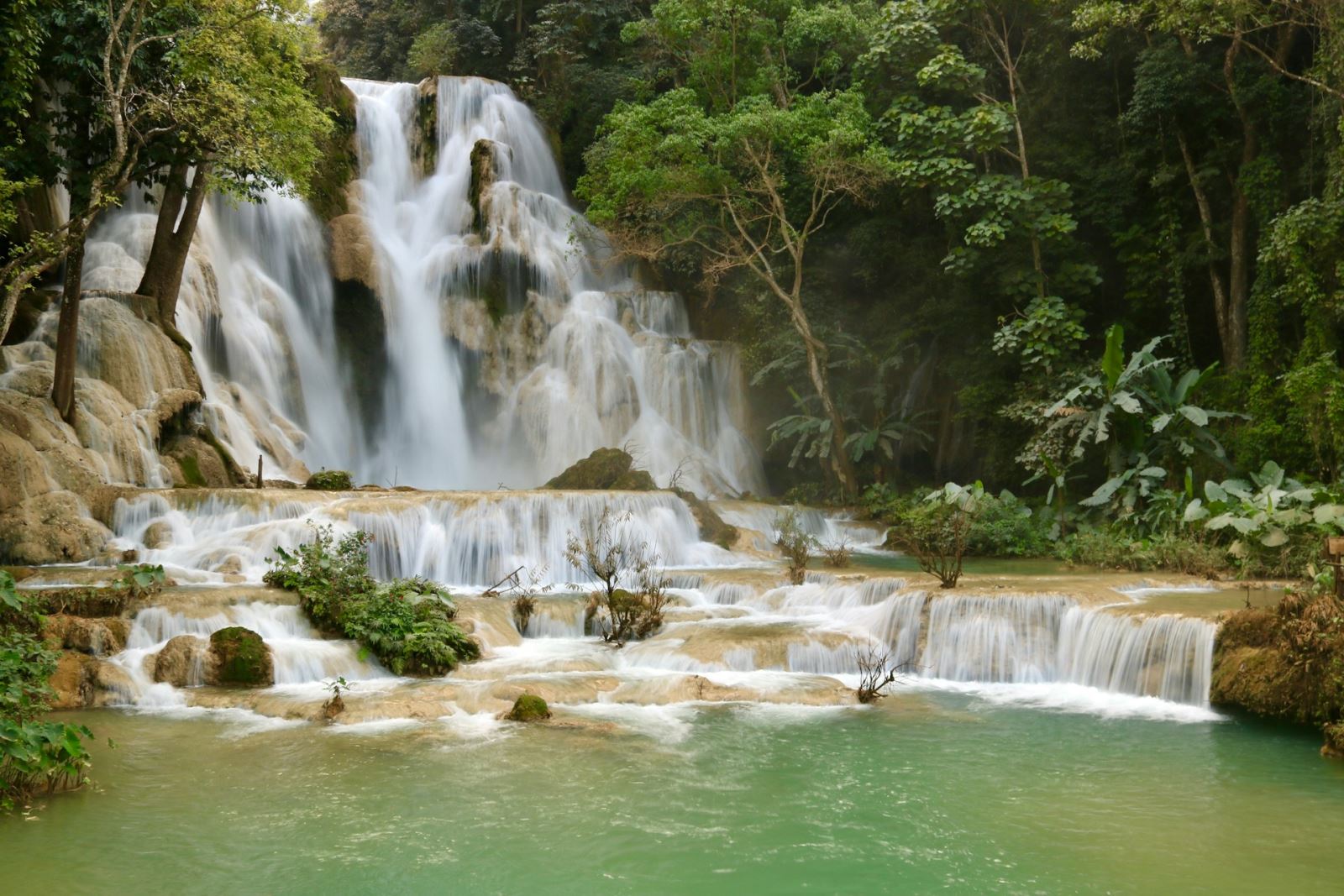 August, one of the Best Time to Visit Laos 2026, with Kuangsi Waterfall (Photos by Unsplash)